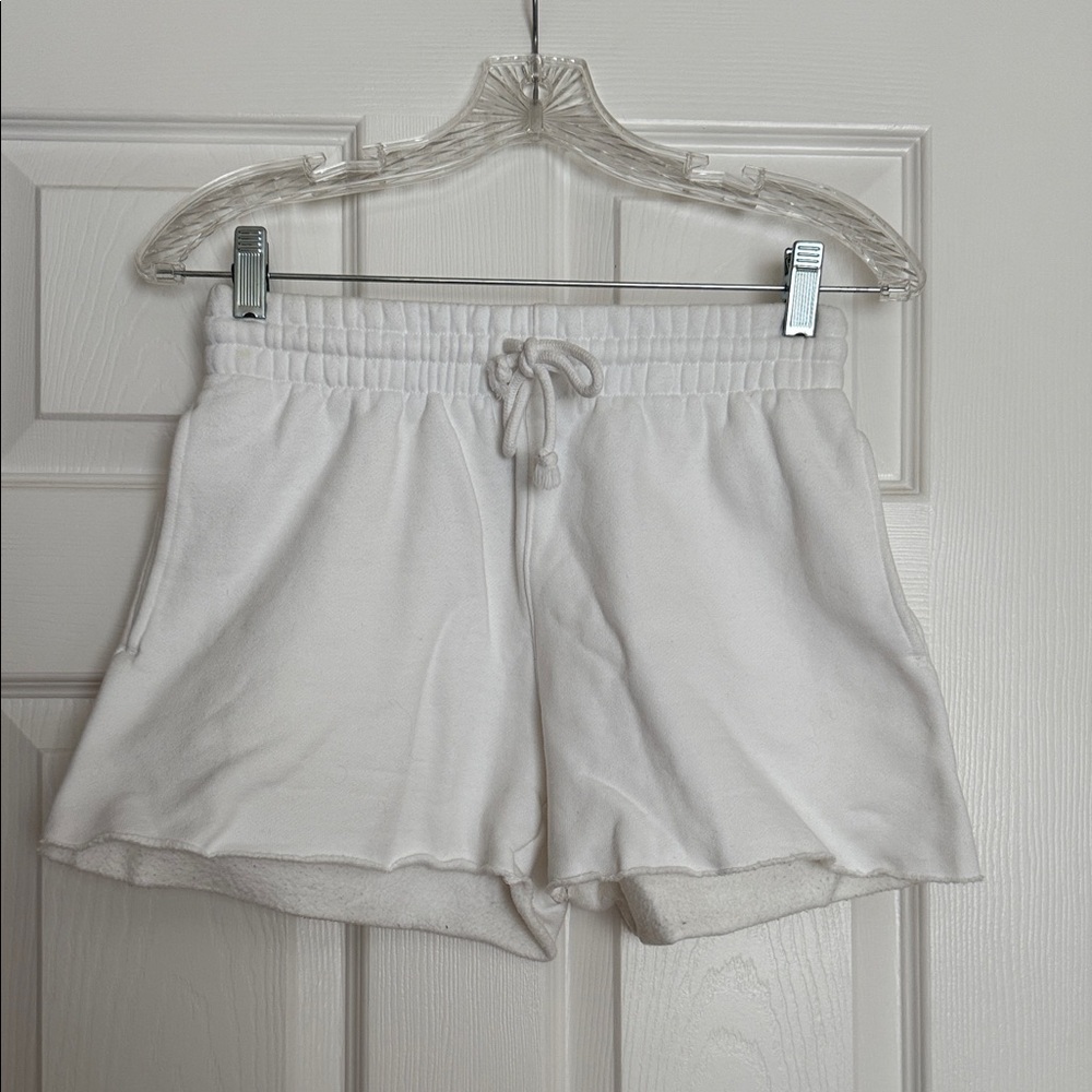 Aritzia TNA White Cozy Fleece Boyfriend Mini Shorts XS